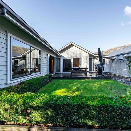 Roy'S Bay Luxury Accommodation Wanaka Exterior photo